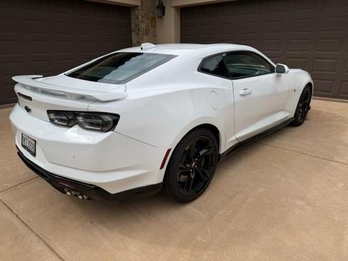 White 2024 Chevrolet Camaro 2SS
