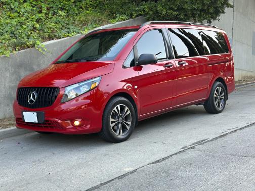 2017 Mercedes-Benz Metris Base