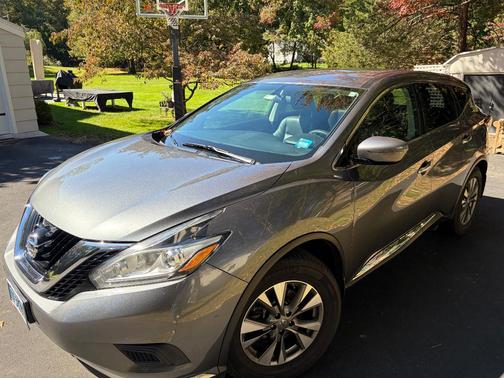 Gray 2015 Nissan Murano S