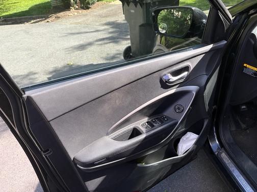 Black 2013 Hyundai SANTA FE Sport 2.0T