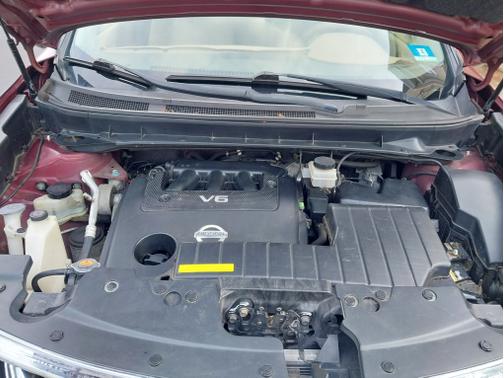 2010 Nissan Murano LE
