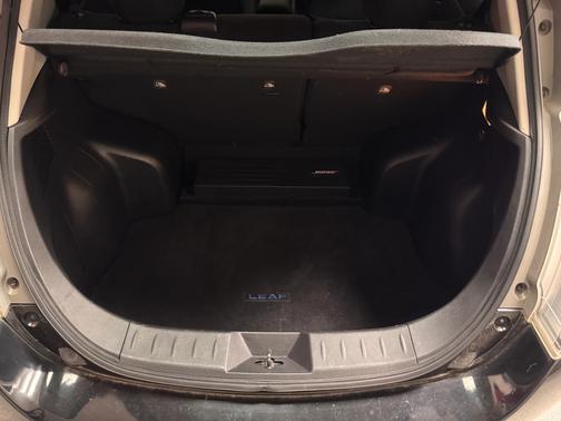 Black 2015 Nissan Leaf SL