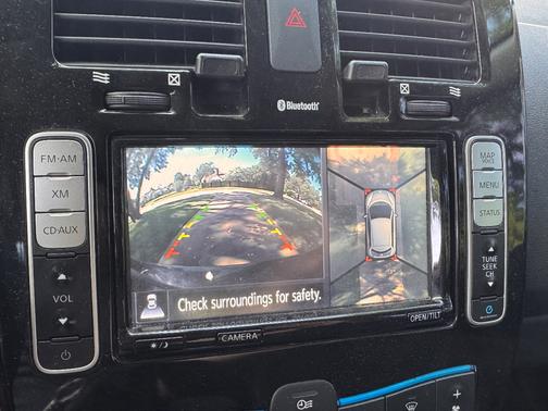 Black 2015 Nissan Leaf SL