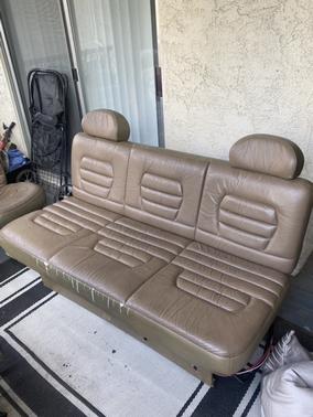 Photo 4 of 6 of 1998 Dodge Ram Van B1500 Maxi Van