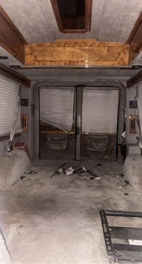 Photo 5 of 6 of 1998 Dodge Ram Van B1500 Maxi Van