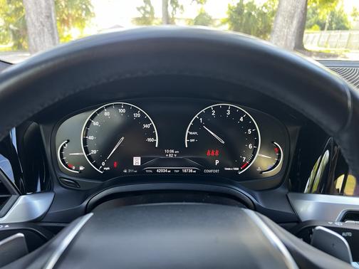 2020 BMW 330 i