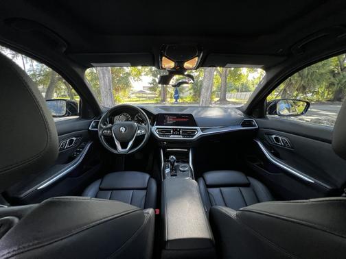 2020 BMW 330 i