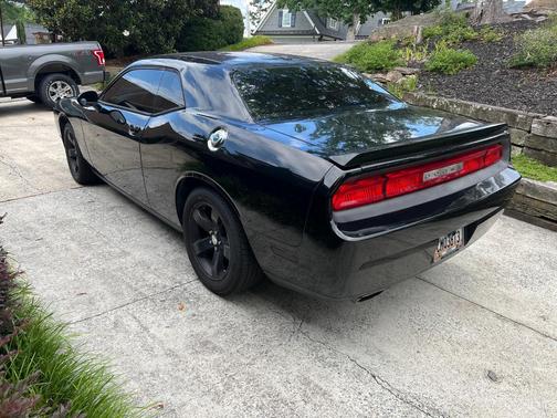 Black 2013 Dodge Challenger R/T