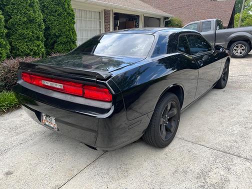 Black 2013 Dodge Challenger R/T