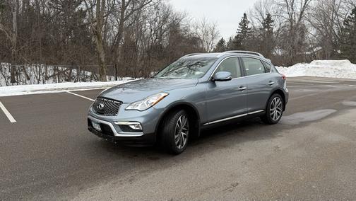 2017 INFINITI QX50 Base