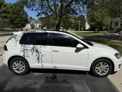2016 Volkswagen Golf TSI S 4-Door