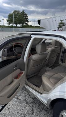 White 1999 Lexus LS 400 Base
