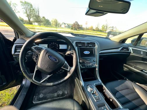 Black 2020 Ford Fusion SEL