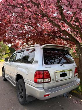 Silver 2007 Lexus LX 470 Base