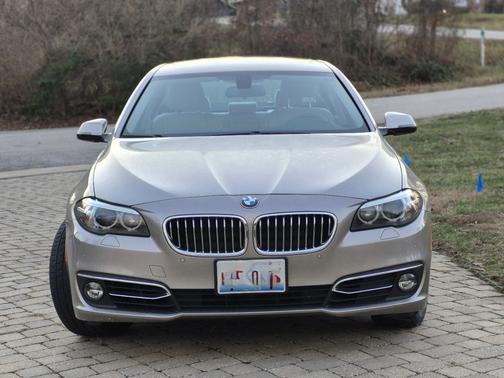 2015 BMW 528 i