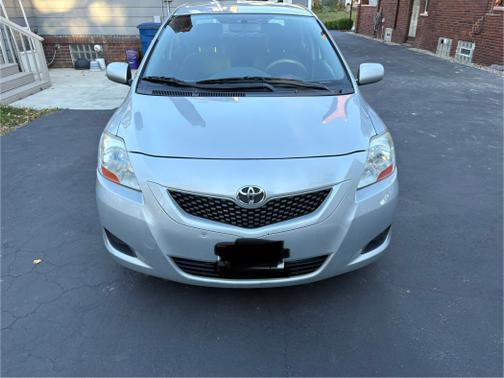 2009 Toyota Yaris Base