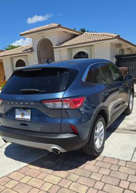 Blue 2020 Ford Escape SE
