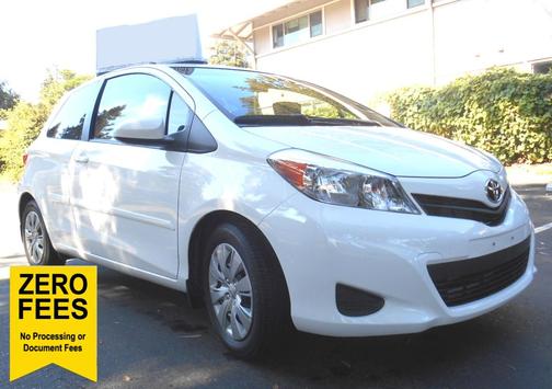 White 2014 Toyota Yaris LE