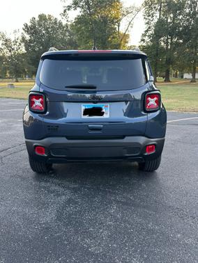 2023 Jeep Renegade Altitude