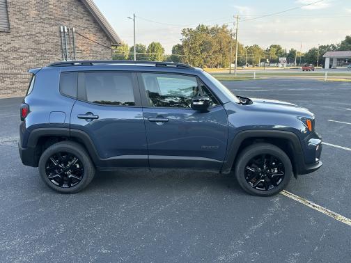 2023 Jeep Renegade Altitude