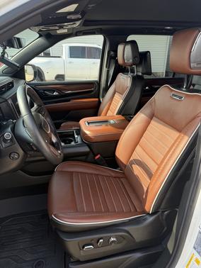 2024 GMC Yukon XL Denali Ultimate