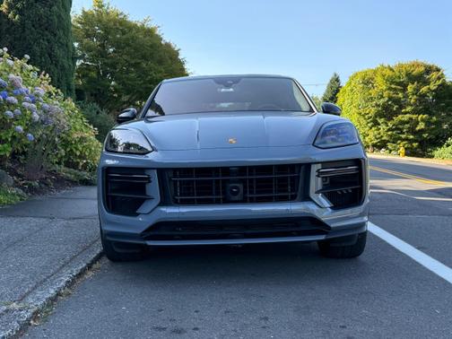 2024 Porsche Cayenne Turbo GT