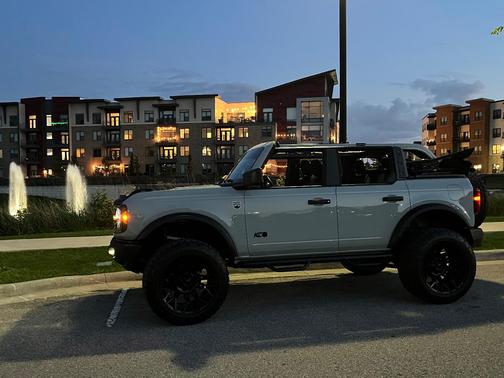 Gray 2022 Ford Bronco Big Bend