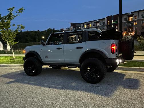 Gray 2022 Ford Bronco Big Bend