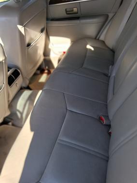 2009 Lincoln Town Car Signature Limited