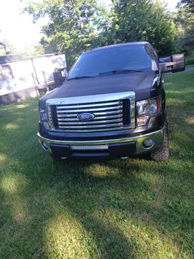 Black 2010 Ford F-150 XLT SuperCab