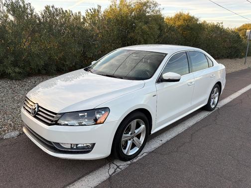 2015 Volkswagen Passat 1.8T Limited Edition