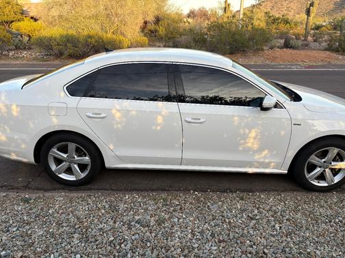 2015 Volkswagen Passat 1.8T Limited Edition