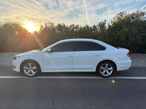 2015 Volkswagen Passat 1.8T Limited Edition