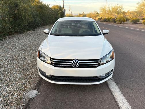 2015 Volkswagen Passat 1.8T Limited Edition