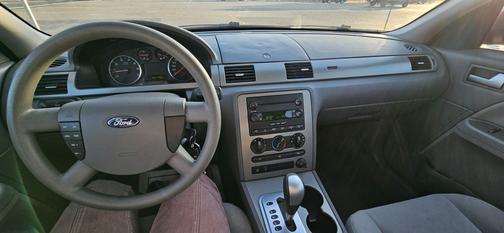 2005 Ford Five Hundred SE