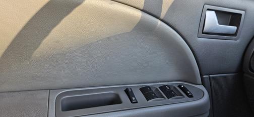2005 Ford Five Hundred SE