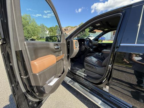 2020 Chevrolet Silverado 1500 High Country