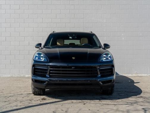 2019 Porsche Cayenne E-Hybrid Base