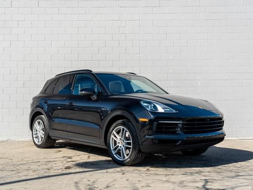 2019 Porsche Cayenne E-Hybrid Base