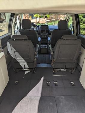 2009 Dodge Grand Caravan SE
