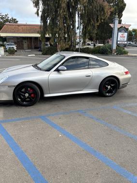 2004 Porsche 911 Carrera 4S