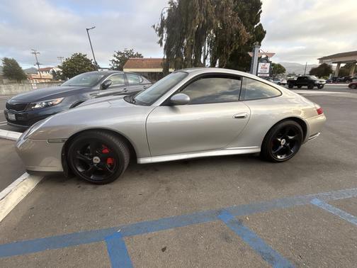 2004 Porsche 911 Carrera 4S