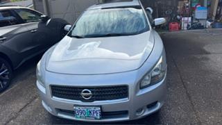 Silver 2011 Nissan Maxima SV