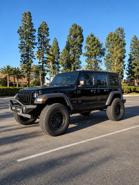 Black 2021 Jeep Wrangler Unlimited Sport Altitude