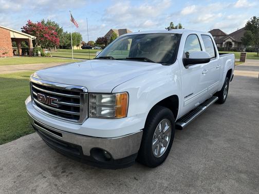 White 2012 GMC Sierra 1500 SLT