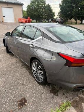Gray 2024 Nissan Altima 2.5 SL