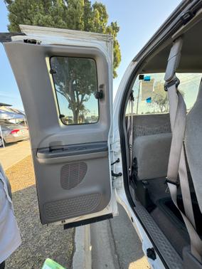 2000 Ford F-250 XL SuperCab Super Duty