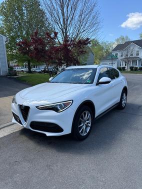 White 2018 Alfa Romeo Stelvio Ti