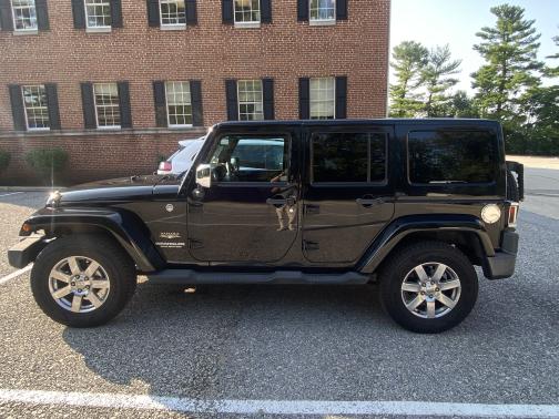 2013 Jeep Wrangler Unlimited Sahara