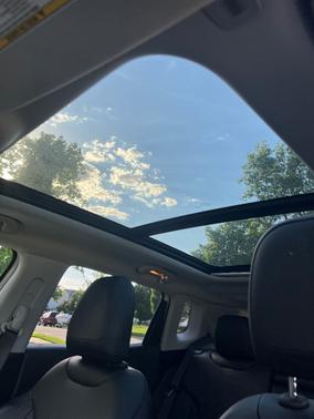 White 2019 Jeep Compass Limited